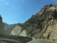 アリゾナ北西部の州境をドライブ