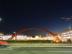 自宅近くのバス乗り場から高速バスで第一ターミナルにやって来ました。
ちょうど良い時間帯のバスが無く、早めの到着です。