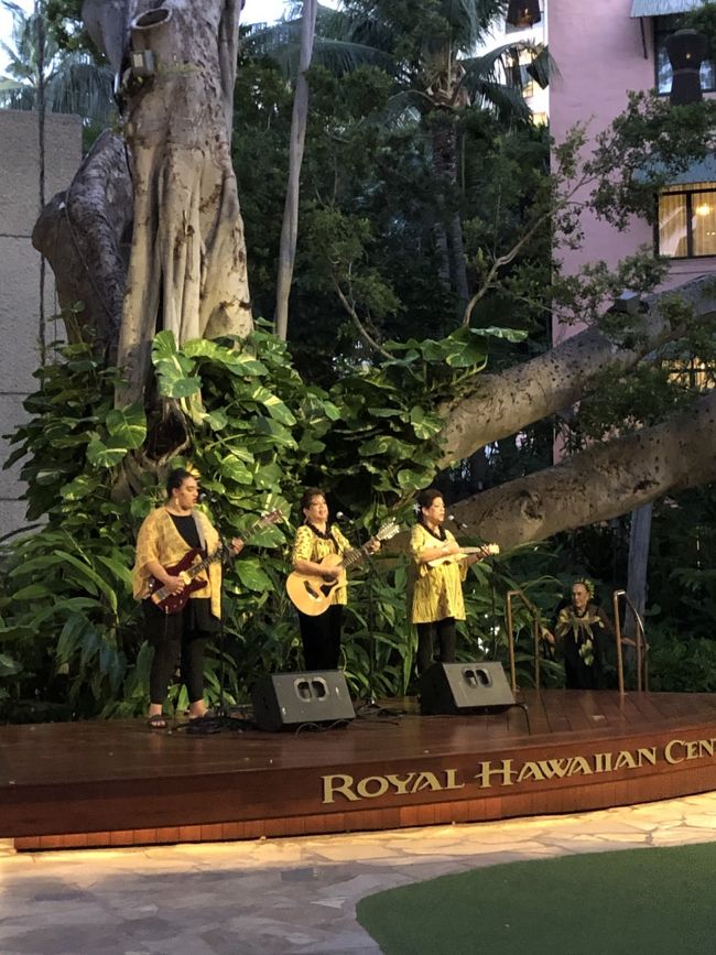 ハワイアンミュージックも聴いて