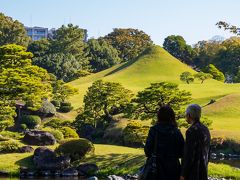 ここの公園は名前だけ知っていて
どんな景色か良く知らないで訪問したのですが
結果から言うととても素晴らしかったです。

ランドマークの築山の美しさにびっくり！