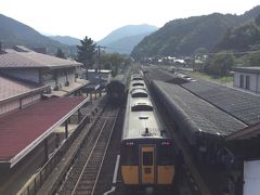 ★13:55

昼食を食べた後に乗車した特急「スーパーおき」はかなり混んでて山口まで座ることが出来ませんでした…

その為写真を撮ることもままならず、一気に津和野まで飛びます。