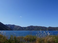 本栖湖
その後は国道139号で富士宮、沼津方面を目指す。