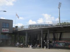 途中道を間違えながらも何とか球場に到着。
球場の名前はPim Mulier Stadionです。
本拠地とするのはコレンドン・キンヘイムというチームです。