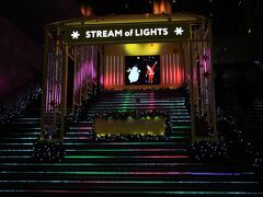 渋谷ストリームの象徴空間である大階段に、STREAM of LIGHTS