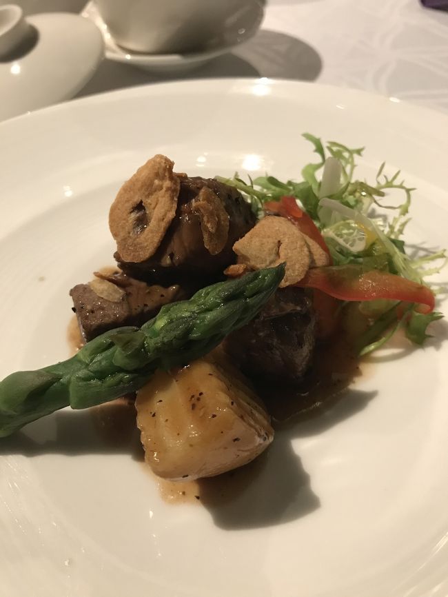 めいんの牛肉。柔らかくてこれまたお腹いっぱいの状態でしたが食べきっちゃいました笑