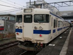 伊集院駅からは４１５系で川内駅まで来ました。途中神村学園前駅までは混雑がすごかったです。活気があって良いことだと思うのでむしろいいことだと思いますけどね。
４１５系は関東では引退してかなり経ちますが、九州ではまだまだ現役でした。