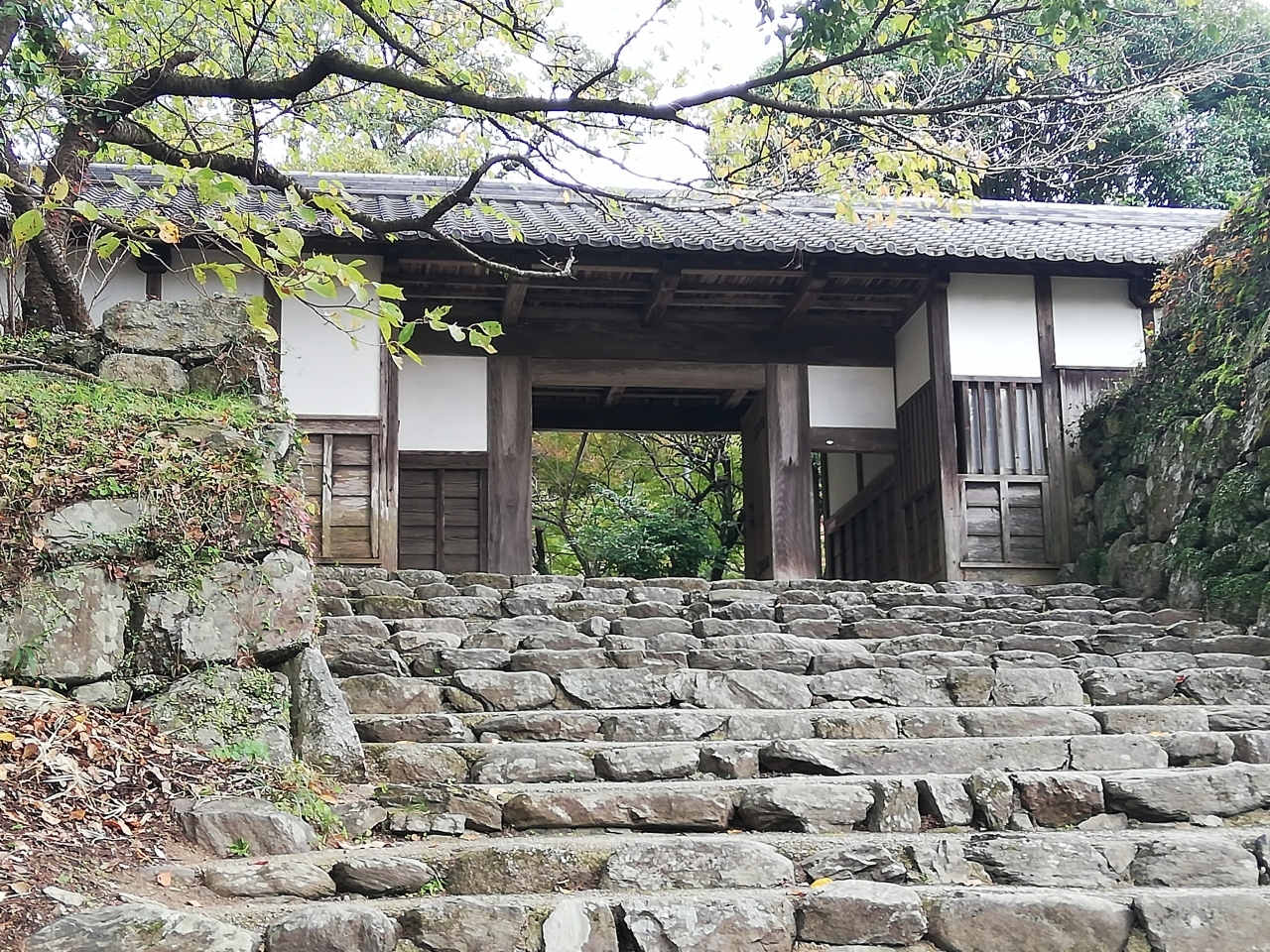 長屋門正面