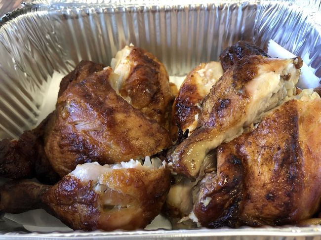 ワンホールで買いました。ホテルでムシャムシャ食べます。１５ドルくらいだったかな？