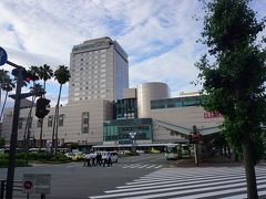 ●JR徳島駅

青空が戻りだした夕方のJR徳島駅。
