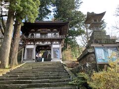 大山寺にも立ち寄ってみました。