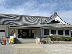 三河武士のやかた家康館。松平家の歴史や家康公に仕えた三河武士の活躍を展示している。関ヶ原の戦いのジオラマがあり、よく理解できた。
