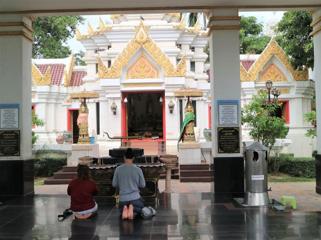 戻りながら、サーン・プラ・メー・ヤーに寄ってもらった。