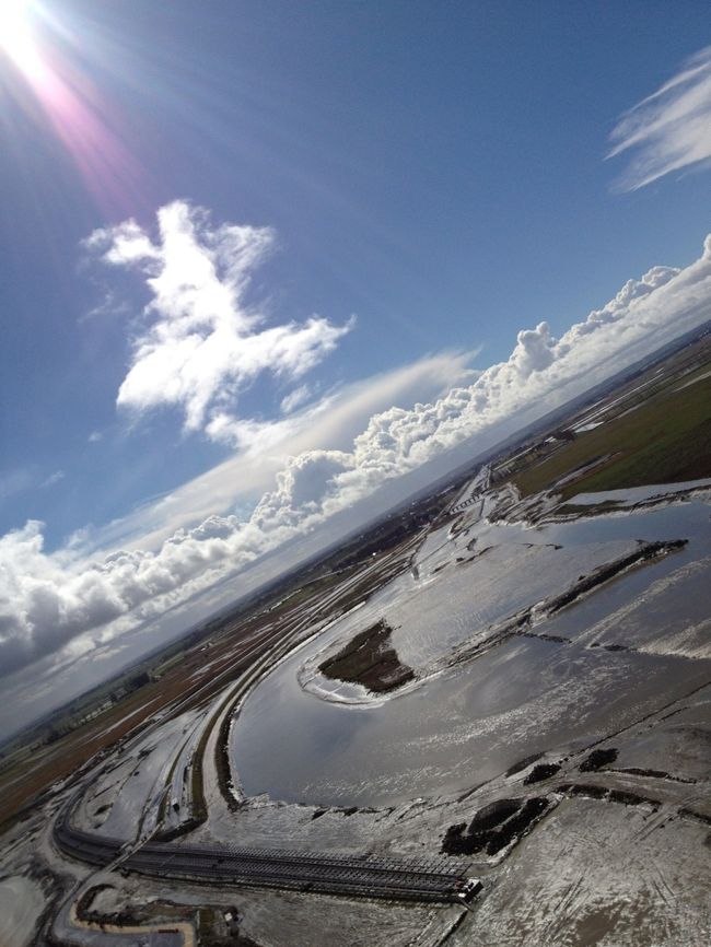 モンサンミッシェルからの景色。晴れていてとても綺麗でした。