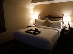 本日のお宿。
バンフスプリングホテルです!
到着が夜で、外観が撮れなかったの残念｡｡｡
このベッド、フカフカで寝心地最高でした!