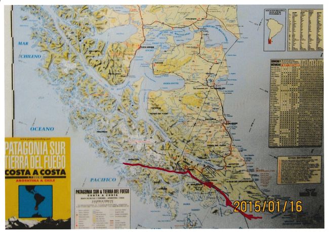 南米最南端に位置するビーグル水道（赤線）の地図