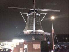 レストランから風車博物館が見えました♪
オランダといえば風車です(^-^)