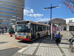 JRに乗って八戸駅に来ました。
八戸駅は町外れにあって、中心部まで直接バスで行けます。
午前中、くるっと回った感じで、おしまい。