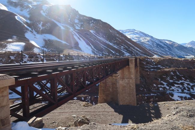 メンドーサ側！