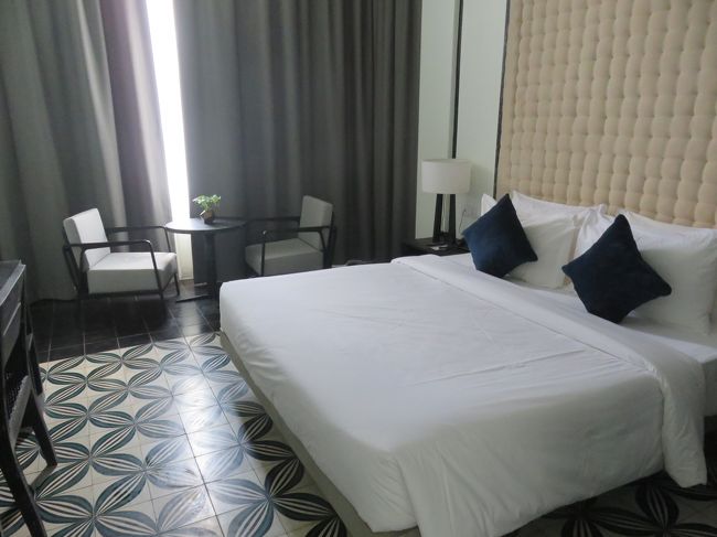 部屋は結構広い