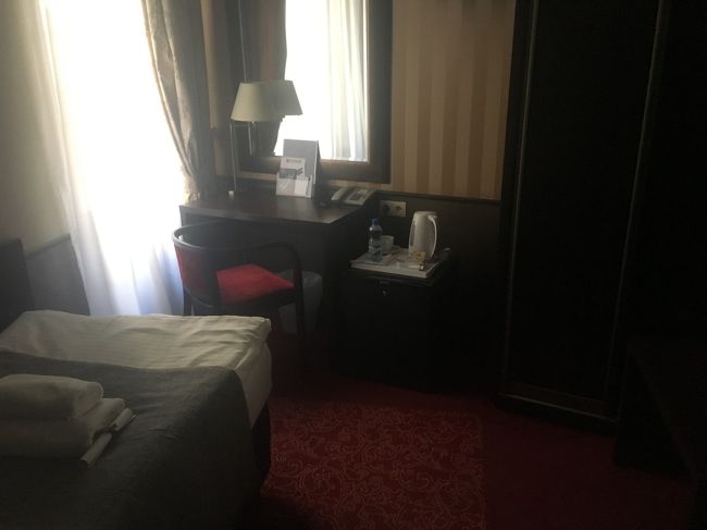 翌日。電車でクラクフへ移動。ホテルウィロポールに宿泊です。