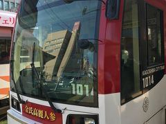 お詣りの次はランチですが、お店まで車で行っても良かったのですが、路面電車に乗ってみたかった・・・・。

って事で、鹿児島中央駅にやって来ました。