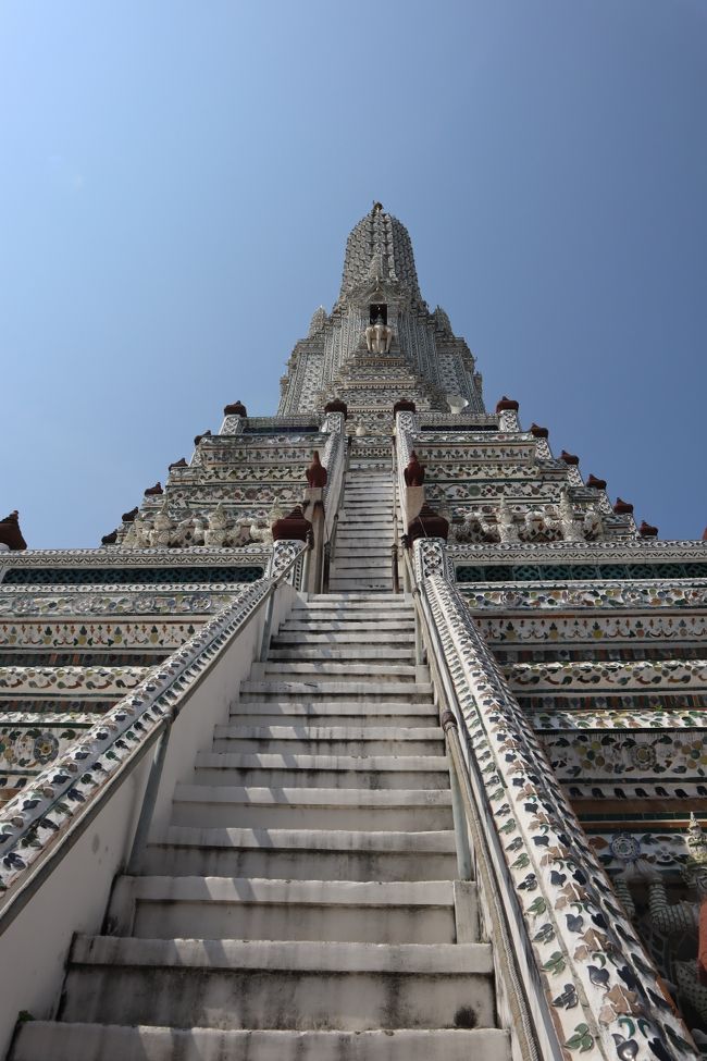 美しい仏塔です！