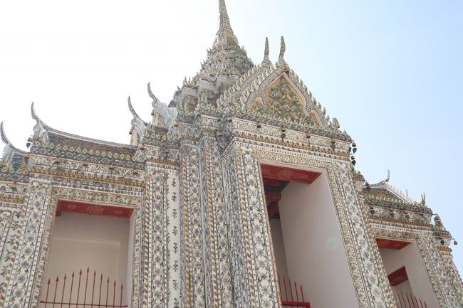 ワットプラケートのような煌びやかさはないけど美しいです。