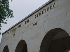 次は共同墓地です
ますます観光って雰囲気ではなくなってまいりました