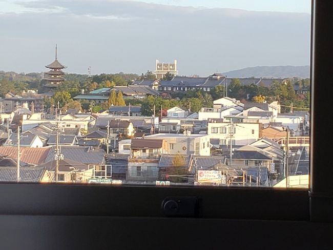 2日目には、３８度９分の熱が出て、氷枕をもってきてくれました。<br />気持ちいい！<br />看護師さん、みんな優しい♪