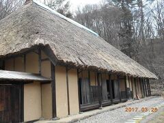 　1728年築の旧菅野家住宅です。国指定重要文化財です。
　下口内村（現北上市）にありました。
　菅野家は大肝入の家だったそうです。大肝入は、役人の階層では百姓のトップになります。