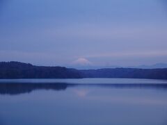 夕暮れの富士山