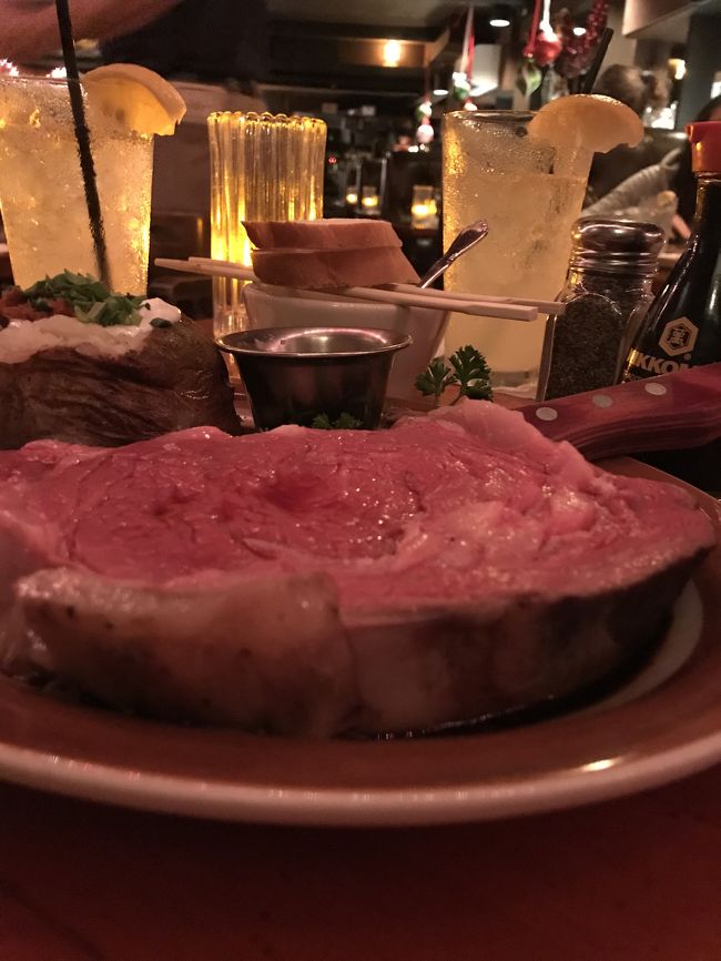 チャックセラーの分厚いローストビーフ