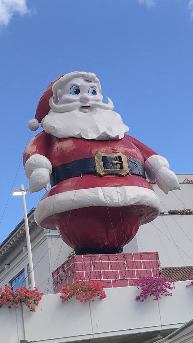 アラモアナのサンタさん