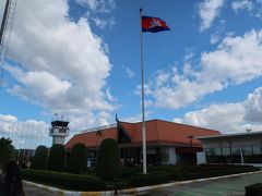 ▽12月2日(月) 旅行5日目続き
シアヌークビルからシェムリアップ国際空港に到着しました。