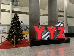 トロント ピアソン国際空港 (YYZ)