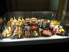 ハッピーアワーの文字に惹かれこのお店に

バル・リカ・セルヴェッサ 

美味しそう～!!