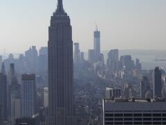 数々の映画に登場してきたエンパイア・ステート・ビルがマンハッタンの中心にそびえている。