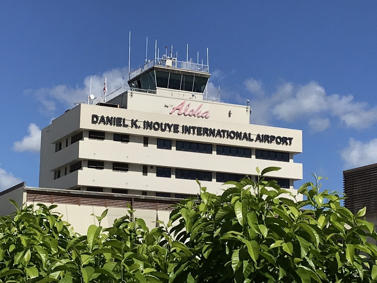 ダニエル K イノウエ国際空港 / ホノルル国際空港 (HNL)