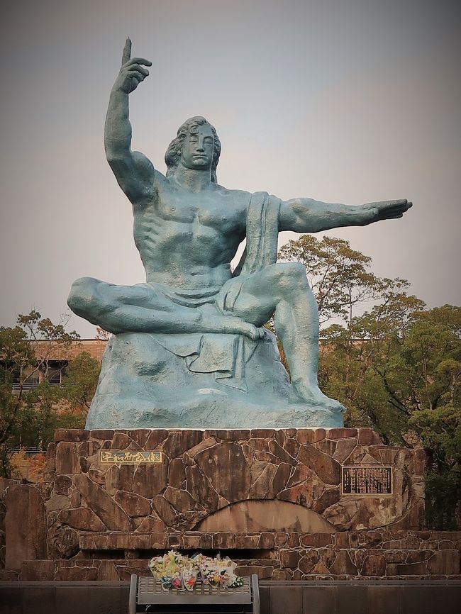長崎-3 平和公園 平和祈念像-長崎の鐘-平和の泉 ☆原爆の記憶/恒久平和