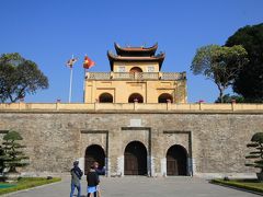 歴代のベトナム王朝の皇居がこの周辺に建てられた

ここは端門