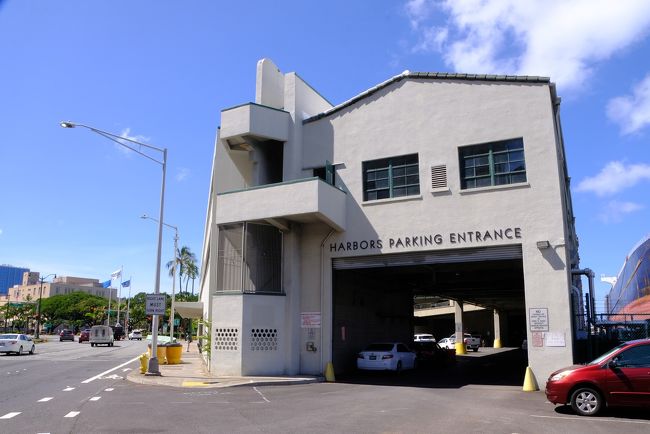 これは駐車場入り口。