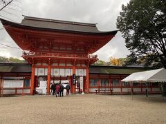 　下賀茂神社の桜門です。
　言社は撮影禁止です。