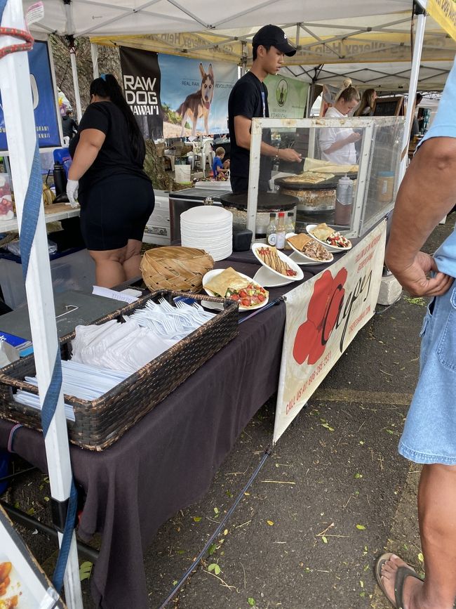 ガレットを焼いてますねー。