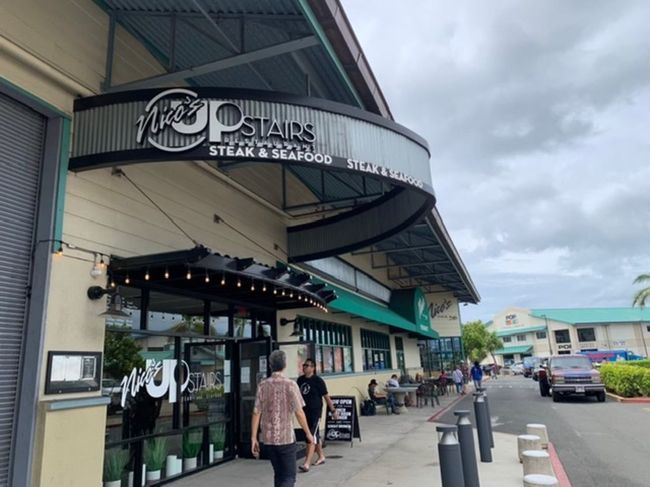 ローカルに人気のシーフードnico'sへ。