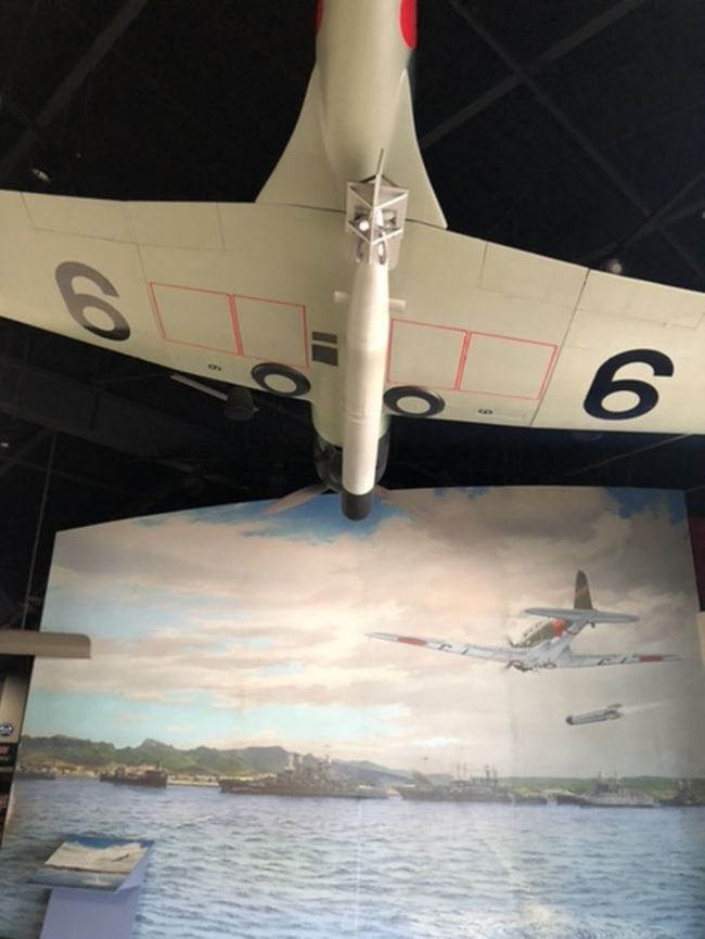 ROAD TO WARは必見。