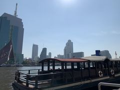 今日も早速ホテルのシャトルボートでアイコンサイアムに向かいます。
