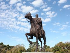 ムスタファ・ケマル・アタテュルク 騎馬像。
オスマン帝国の将軍で、トルコ共和国の元帥、初代大統領。
凛々しいお姿。
この像はかつて、新潟県にあった。