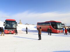 ★14：37
その後はバスに揺られて「摩周湖」へ。
路線バスの便が最悪な北海道。鉄道旅でこんな場所にやって来ることはかなり難しく、「団体列車+観光バス」だからこそできる技です。