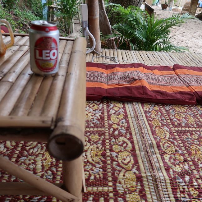 昼からビール。100Ｂ。高。