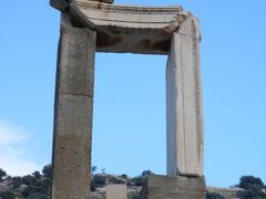メミウスの碑
エフェソス市民がローマ人を殺害したことに対する慰霊碑だそう